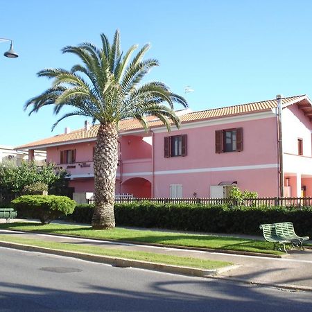 L'Aurora Viola Bed and Breakfast Carbonia Kamer foto