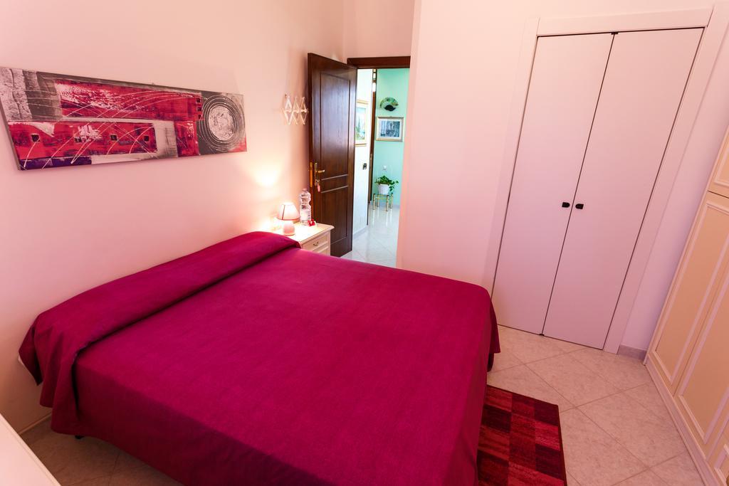 L'Aurora Viola Bed and Breakfast Carbonia Buitenkant foto