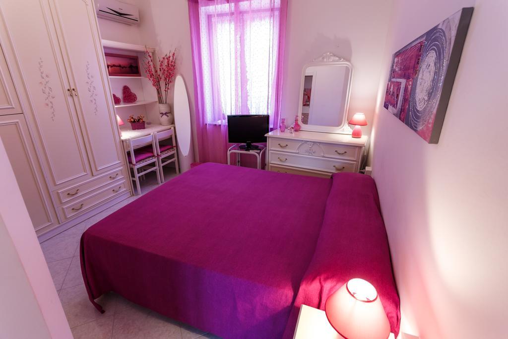 L'Aurora Viola Bed and Breakfast Carbonia Buitenkant foto
