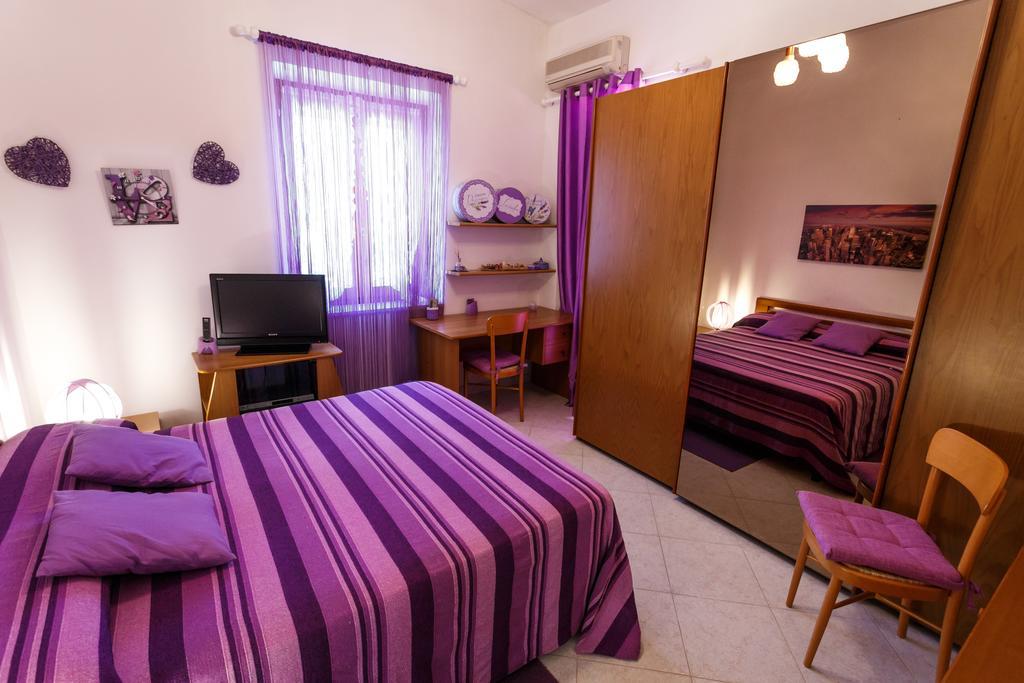 L'Aurora Viola Bed and Breakfast Carbonia Buitenkant foto