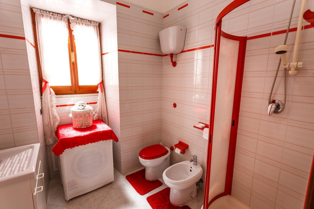 L'Aurora Viola Bed and Breakfast Carbonia Buitenkant foto